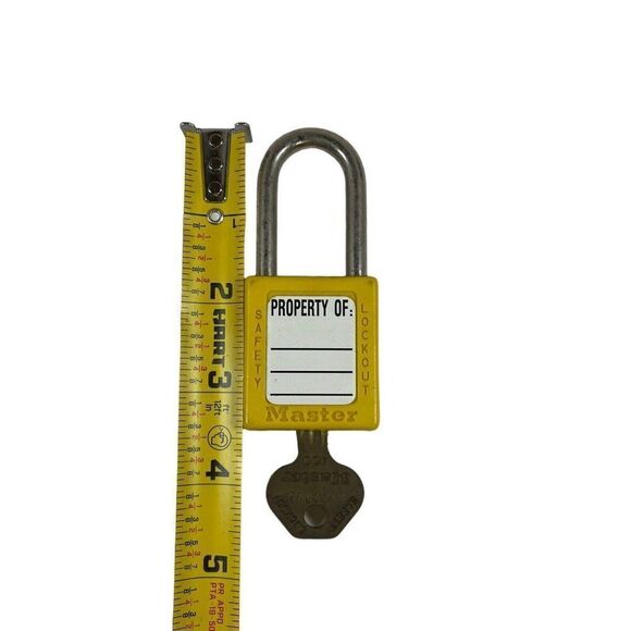 Master Lock Thermoplastic Safety Yellow Lockout Padlock With Key DANGER locked - Picture 3 of 3